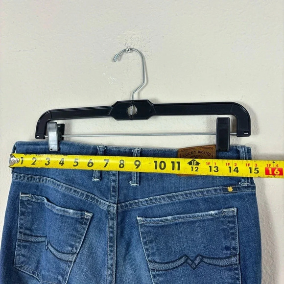 Lucky Brand Sweet N Low Flare Wide Leg Blue Jeans size 2/26 - Picture 5 of 16